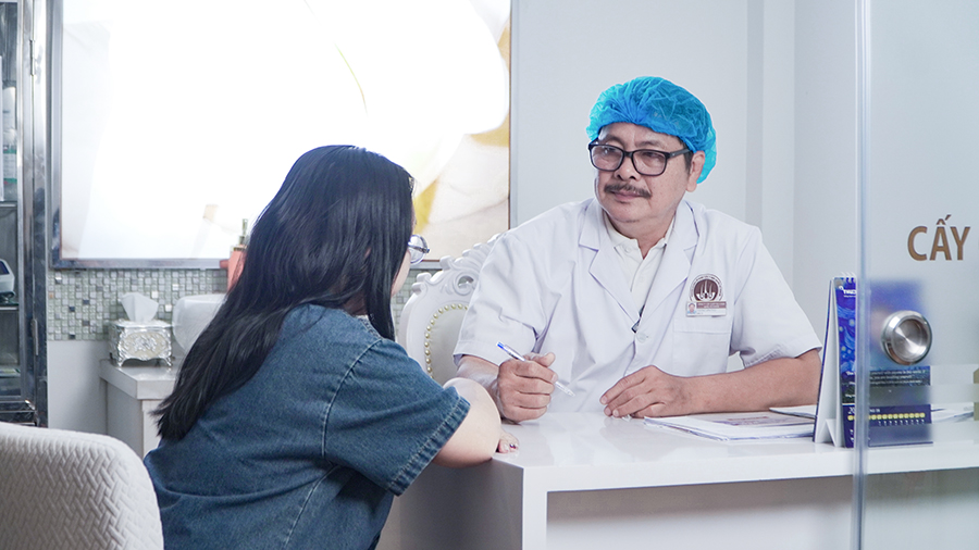 Bác sĩ Dương Văn Thọ cấy tóc Y học Quốc tế