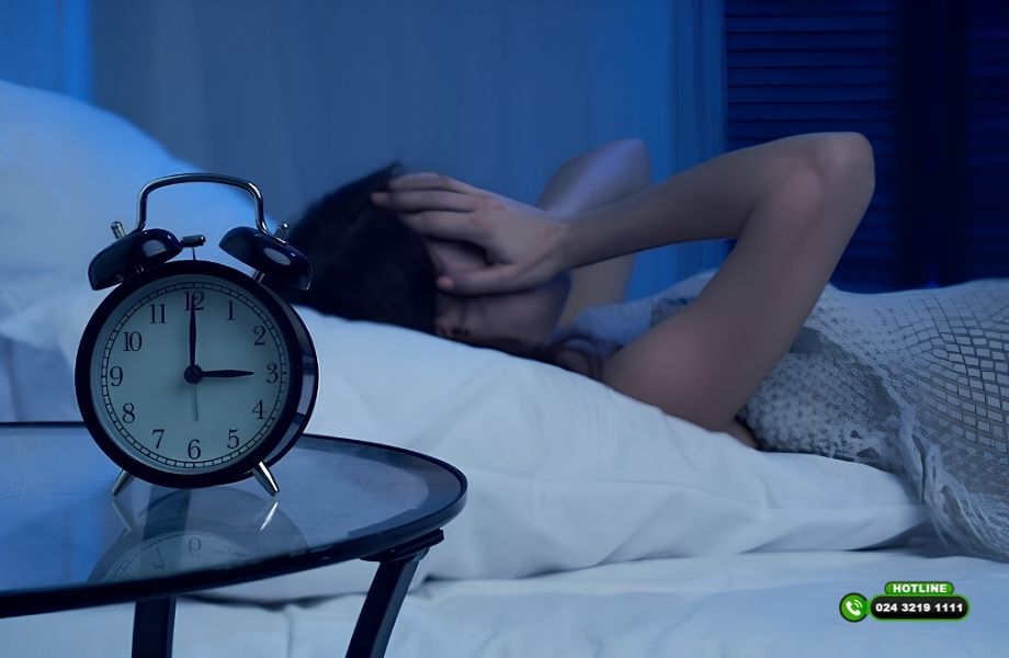 Mơ rụng tóc là điềm gì? Giải mã dưới góc nhìn khoa học và quan niệm dân gian